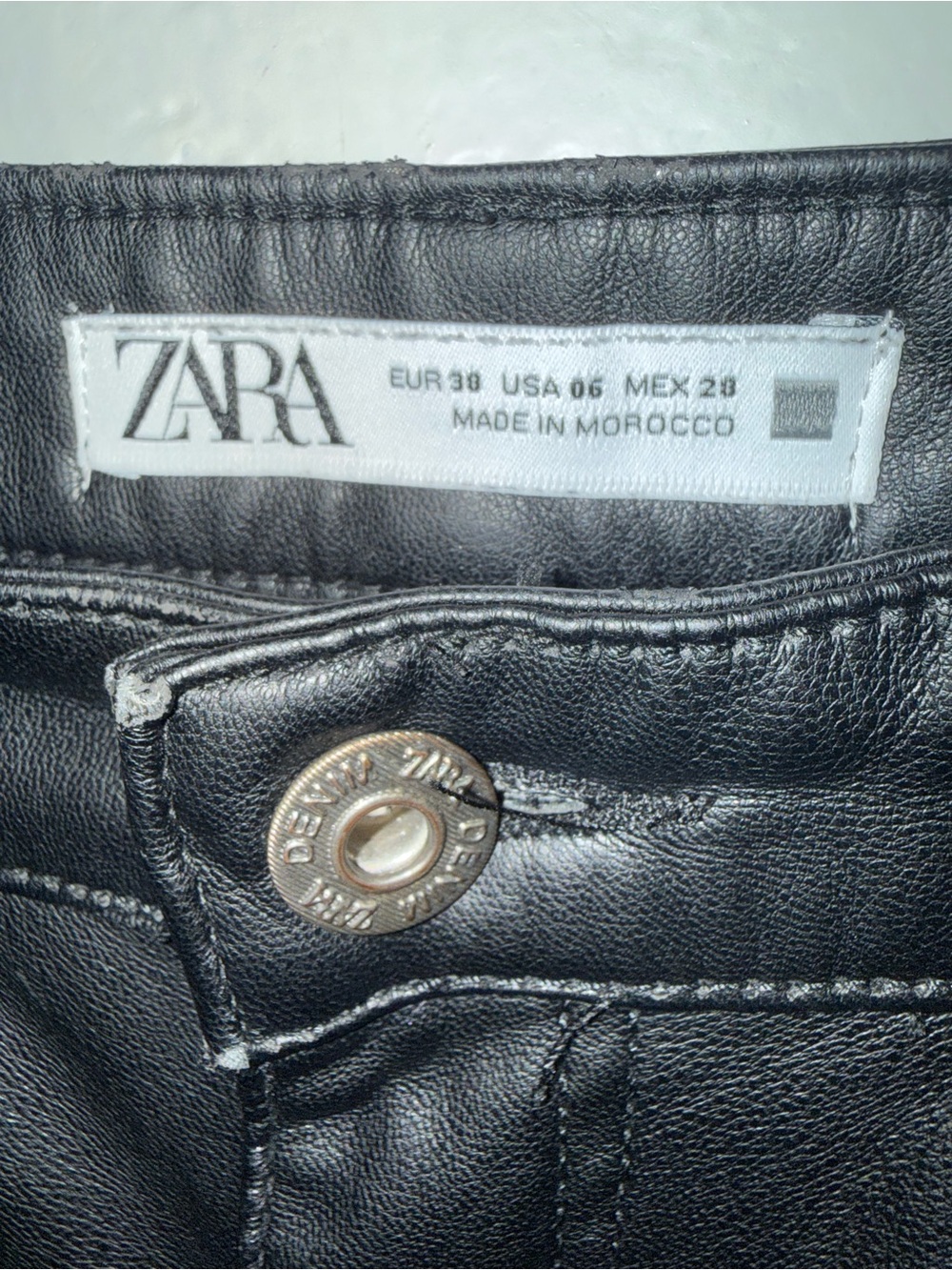 Zara Black Faux Leather Flared Wide-Leg Jeans - Picture 2 of 3